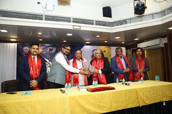 Dr. Adish Aggarwala felicitated in Mumbai on being elected as the President of the Supreme Court Bar Association